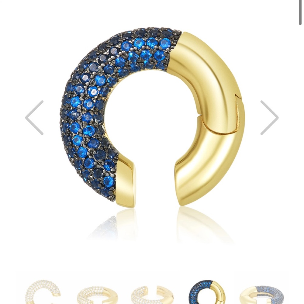 Melinda Maria- Small Earcuff